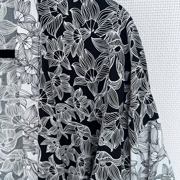 Cotton On Long Kimono Duster M/L Black White Floral Print Open Front Oversized - Picture 3 of 9